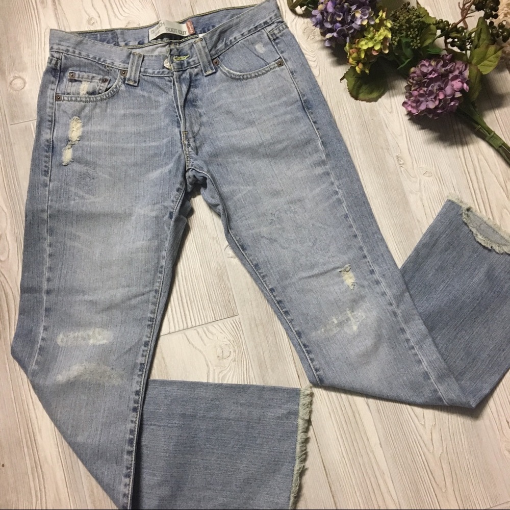Vintage Destroyed Levi's sketched Jeans Size 5 - Picture 2 of 8